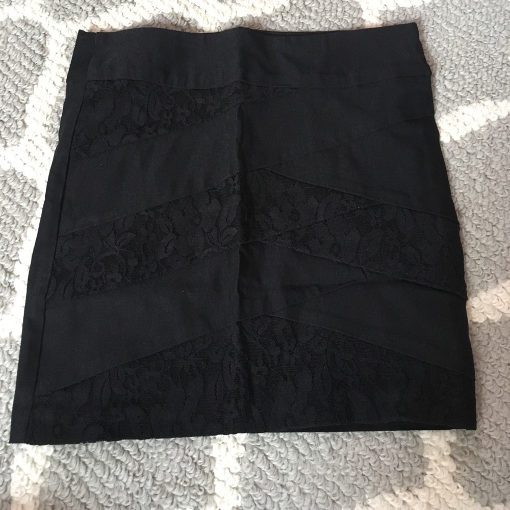 Black and Lace Detailed Women’s Skirt